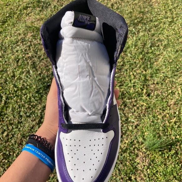 Jordan 1 court purples - Picture 3 of 4